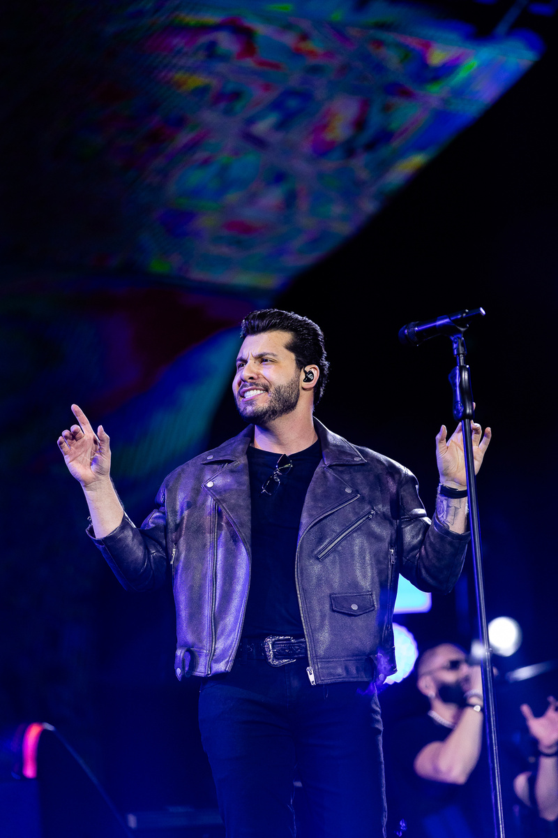 0==gMjpDNlN2NzYmOyJmLt92YuM3dl5WZ0FGZlhGdA9GdhRnbvNmO5UTNwcTO3gDO6cWZwpmL39Gb3YGM1cTMlNjMkVWZ1IGZhFjMjZWMkJmZmZTNzQDM3AjRyUCM3AjRyUCMGJTJwUTO3kjN3QzNy8VL1ETLf9VLwITLfpTN Chitãozinho & Xororó, Murillo Huff, Lauana Prado e Felipe & Rodrigo agitam a primeira noite do Jaguariúna Rodeo Festival 2025